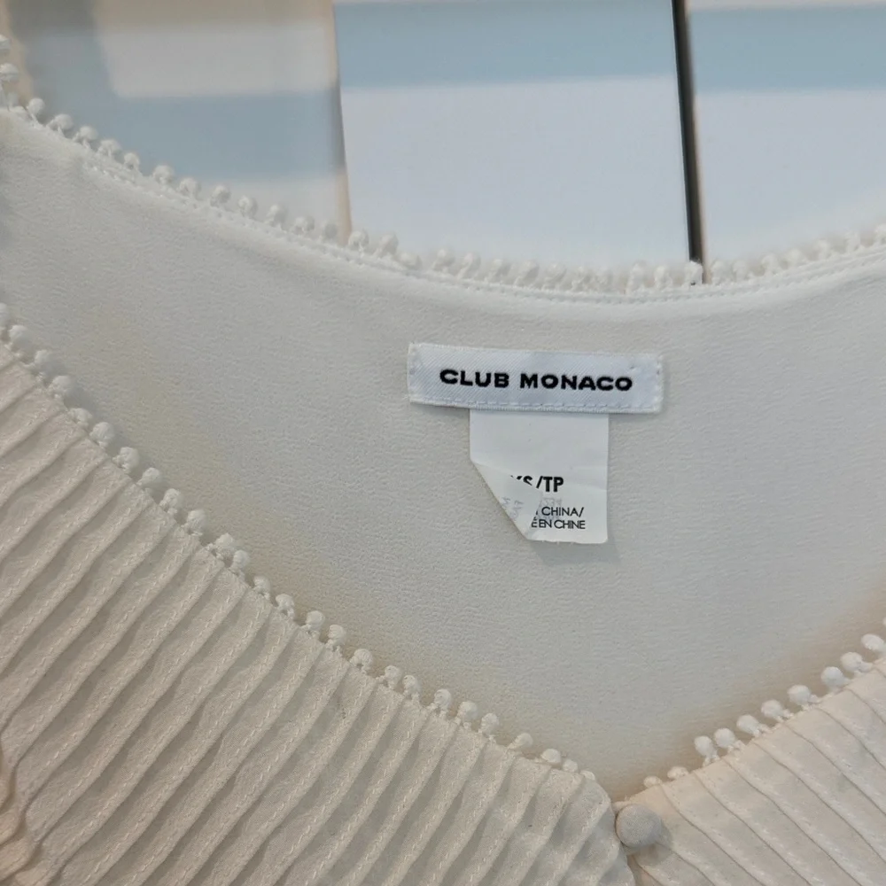 Club Monaco Cream Ruffled Blouse - Picture 2 of 3